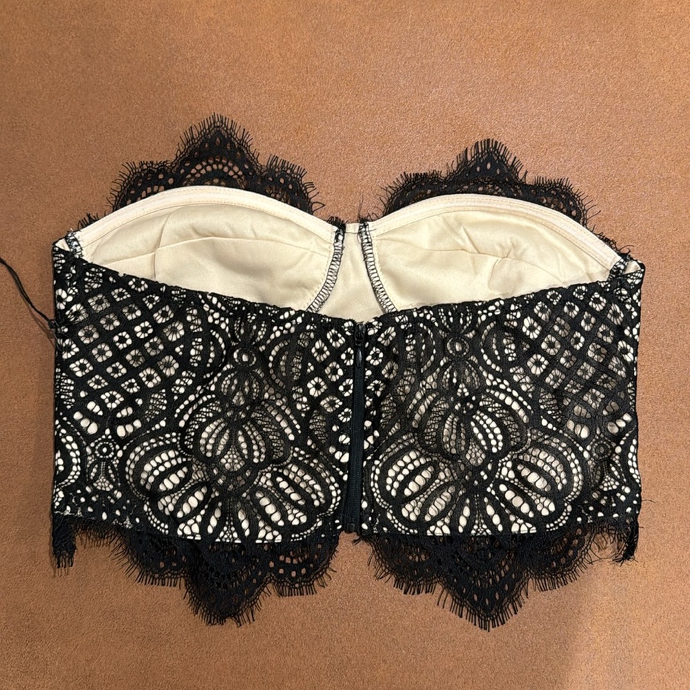 Lace tube crop top by Superdown size M - Picture 5 of 6